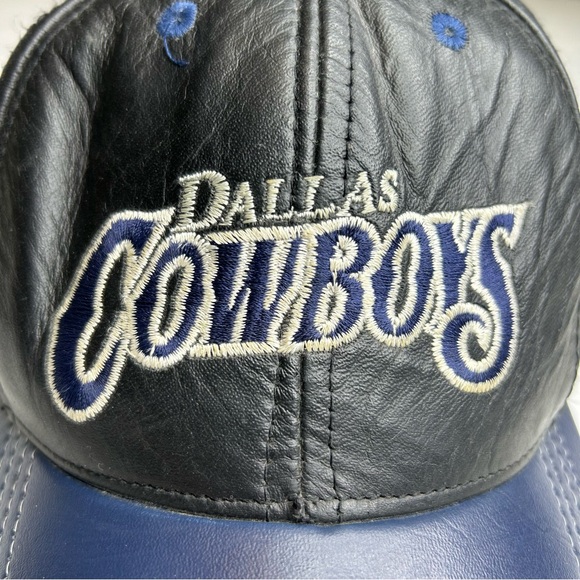 Dallas Cowboys NFL Branded One Size Fits All SnapBack Cap - Picture 2 of 14